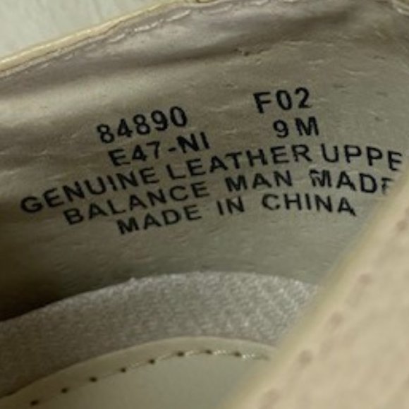 LIKE NEW Mushrooms Leather Woven Loafers Mary Janes Slip on, size 9 - Picture 13 of 13